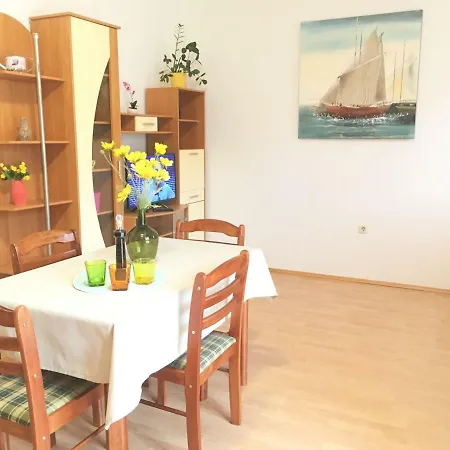 Apartmán - In Private House With Balcony *